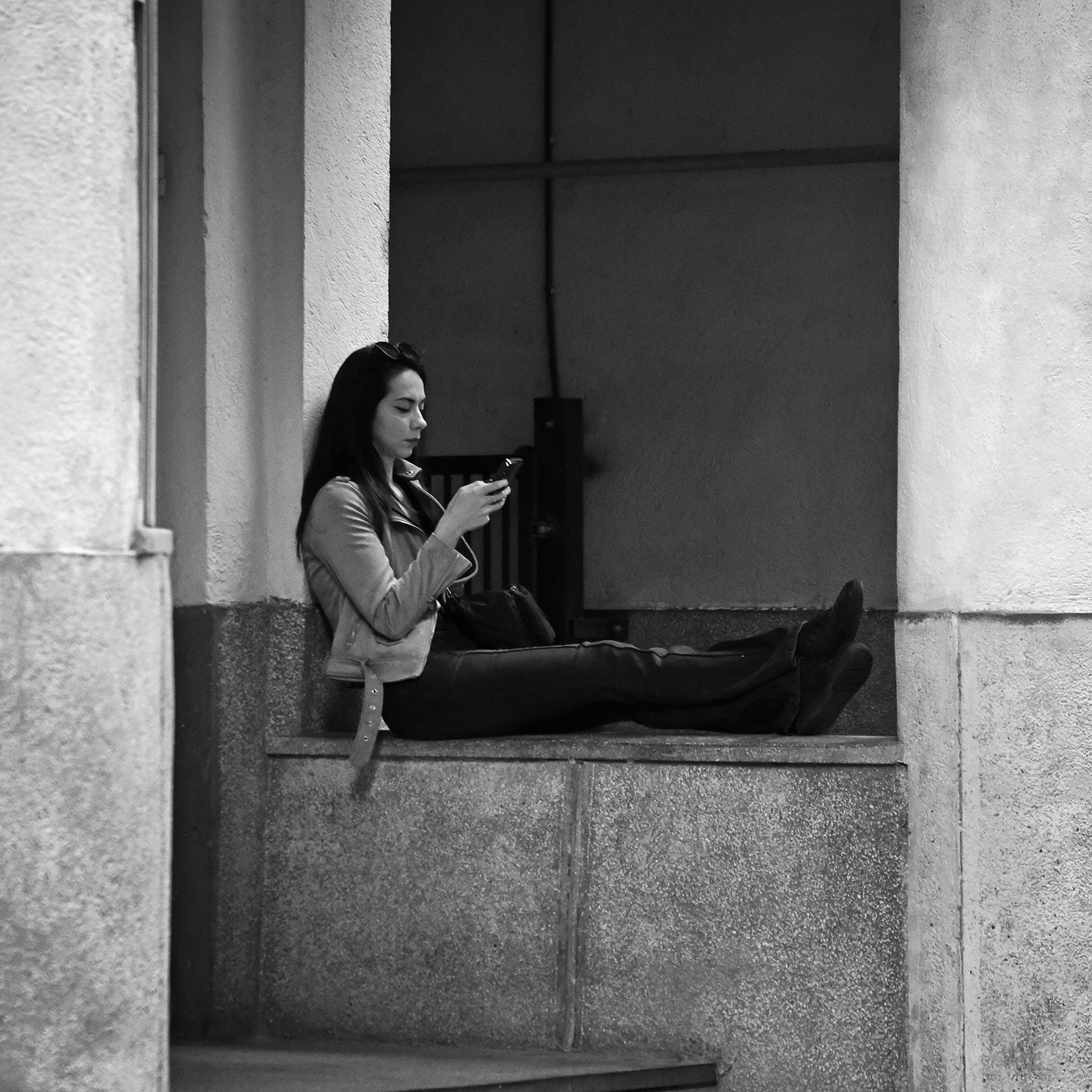 Confortable - Ioachim Damian